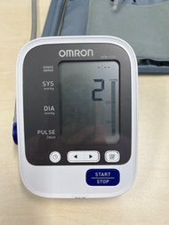 新淨 OMRON 電子手臂血壓計 Blood Pressure Monitor HEM 7130  銅鑼灣 Causeway Bay