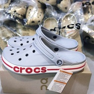 Crocs LiteRide Clog รองเท้าคร็อคส์รุ่นฮิตได้ทั้งชายหญิงรองเท้าแตะ  ผลิตจากยางอย่างดีนิ่มเบาไม่ลื่นใส่สะอาดเท้า