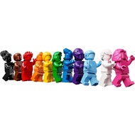 1 PIECE OF LEGO 40516 EVERYONE IS AWESOME MONOCHROME MINIFIGURE