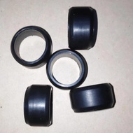 Hino Jumbo Em100 Em 100 Nozzle Rubber -- Vat18