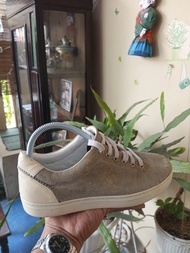 Sepatu Sneakers Made in Italy For Women Size 39