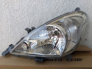 Innova Headlight Head Light PAIR ( 2 pieces ) 2005-2011