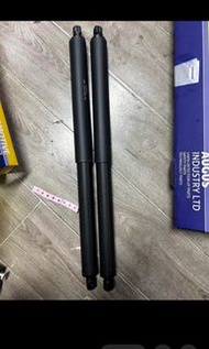 适用宝马电动后尾门撑杆X5 X6 X3 GT535 E70 E71后备箱液压支撑杆