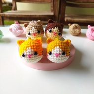 [ETOILE] Cutie Cat Amigurumi CrochetKeychain - Handmade