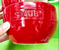 🇫🇷六折 95%新 🇫🇷 Staub Bowl 17cm 湯碗 🇫🇷 France 大湯碗 17厘米直徑 Red Dish (似 LC 康寧 Le Creuset)，紅色 飯碗，look like  