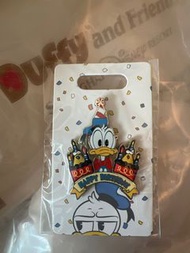 唐老鴨生日pin