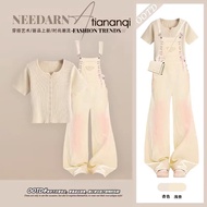 Dopamine-Inspired Women's Outfit - Knit Shirt & High-Waist Denim Overalls