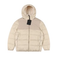 Moncle/蒙口 25Fw拼接連帽羽絨服採用新國標90白鴨絨填充，頂級版本，區分市面通貨，領口採用門扣設計，可調節，男女同款全新美學靈感趣味設計,渠道性質精品。讓整體造型設計更加優雅時尚，今夏最火系