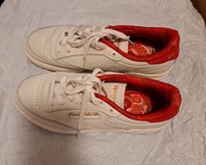 Reebok 波鞋