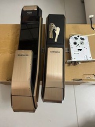 三星SHS-P718指紋密碼智能鎖二手品