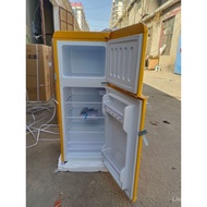 Household Retro Color Refrigerator Freezer Freezer Small Mini Dormitory Apartment Rental Refrigerator