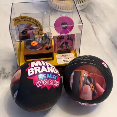 New Mini Brands Vinyl Surprise Ball With Mini Playable Discs – Collectable Gift Ideal For Music Love