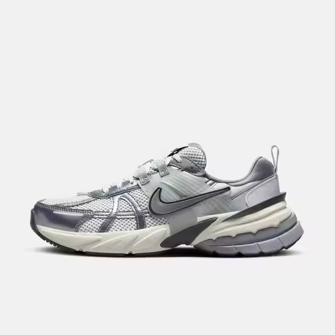 NIKE Women's W NIKE V2K RUN Casual Shoes FD0736-003