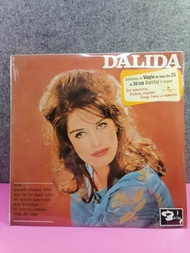 LP แผ่นเสียง Dalida   เป็นนักร้องชื่อดังของฝรั่งเศสเพลงเพราะ  7น้ว   Eu New