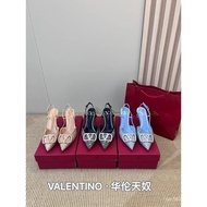 New Product Online

Valentin * Valentin+V Buckle High Heels
For Ladies Who Pursue Comfort Severe Com