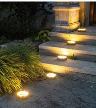 太陽能LED超亮草坪地燈-家用太陽能戶外花園LED防水景觀裝飾庭院樓梯燈(T3614)