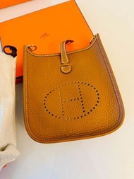 Hermes Evelyne 16 Gold/Gold