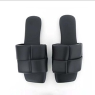 Za'ra Flat Sandals - Whomen Collection - Flat Sandals - Flat Sandals - Kokop Sandals - Latest Kokop 