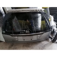 29/9/23 Honda stream Rn1 Rn5 rear bonnet