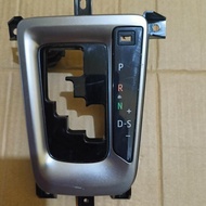 PANEL SHIFTER TRANSMISI FORTUNER VRZ -RM3 Variasi