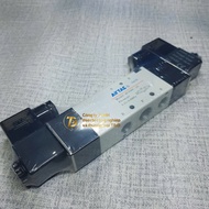 Pneumatic solenoid valve 4V330C-10 3 positions - 2 solenoid coil heads, 3/8” thread (thread ~17mm)