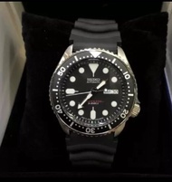 SEIKO Automatic Diver’s Watch ( pawnable )