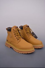 Timberland boot 真皮經典百搭款CAT 戶外工裝輕底中幫休閒大黃靴系列     全鞋真牛皮材料    尺碼： 黃色35 36 37 38 39 40 41 42 43 44（ 皮鞋碼） 黑色 39 40 41 42 43 44（ 皮鞋碼）