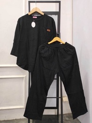 ONE SET KAOS POLOS SETELAN WANITA MOTIF BUNGA RAYON