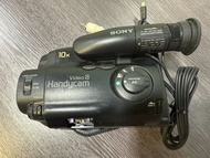 Video 8 Handucam , Sony Handycam Video8攝錄機 ， 我唔清楚部機性能。只係放在櫃入面