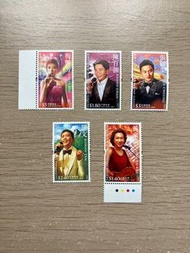 一套香港流行歌星郵票 梅艷芳 張國榮 羅文 Beyond 黃家駒 陳百強郵票