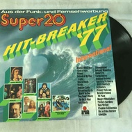 Super 20 Hit-Breaker '77 International-the label Ariola. Win New LP 12 Inch Vinyl Record K612