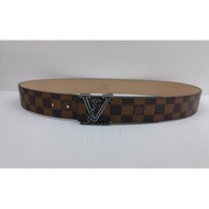 2025 Louis Vuitton Mens Designer Belts for men women Genuine Leather ladies jeans belt pin buckle ca