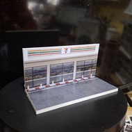 Diecast Acrylic Diorama includes seven eleven acrylic cover 7eleven day