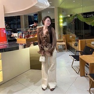 Type 1 brown shirt with embossed design and super pretty lady's ruffles, youthful and beautiful wome