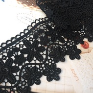 There Are Two Sizes To Choose From. 45cm And 90cm White Lace Fabric Flower Edge With Ruffles Width 9