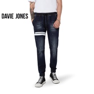 DAVIE JONES กางเกงจ็อกเกอร์ ยีนส์ เอวยางยืด ขาจั๊ม สีกรม คาดหนัง Drawstring Denim Joggers in navy GP0130 NV