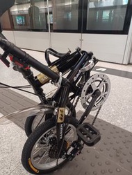 可摺單車 雙折疊單車雙碟刹+變速 +水壼架 14吋838元 一 改摺疊腳踏加60元，雙摺疊單車 雙碟剎+變速 黑／白／紅／金4色 16吋 888元包安裝／包送貨  另電筒仔，後閃光，車輪氣咀閃燈另加48元  ，改14吋828元／改20吋加928元 bbcwpbike bike折疊單車