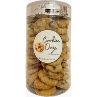 Almost Famous Amos Chocolate Chip Cookie