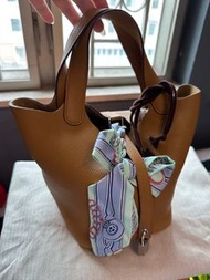 Hermes Picotin 18 餅乾色