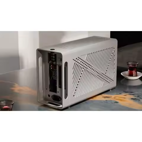 Unibody CNC Aluminum SFF ITX Case – High Compatibility, Premium Sandblasted Anodized Finish