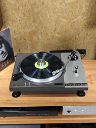 Technics松下SL-110黑膠轉盤
audio-technica鐵三角1503第一代11寸頂級唱臂