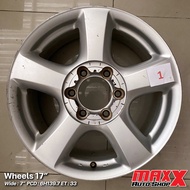 ล้อแม็กซ์ ISUZU D-MAX 2012 ขอบ 17x7" 6H139.7 ET33 สภาพดี ไม่คด ไม่ดุ้ง ไม่มีซ่อม มีตำหนิเป็นรอยขีดข่