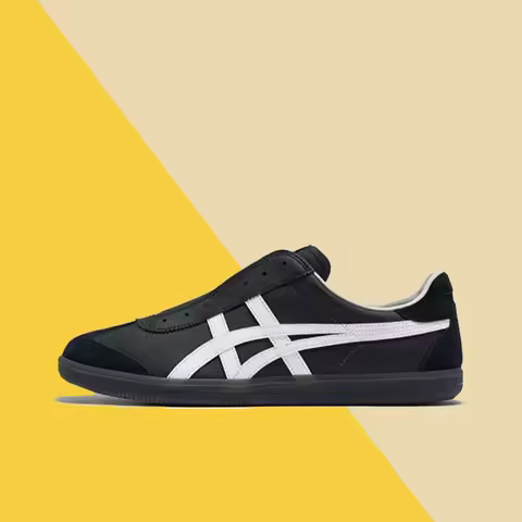 Onitsuka Tiger Tokuten: Comfortable, Breathable, Everyday Commuter Low-Top Sneakers (Unisex) in Blac