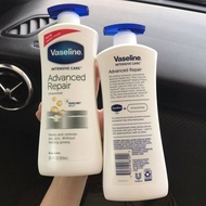 Vaseline Intensive Care Advanced Repair Body Lotion โลชั่นบำรุงผิวนำเข้าจากอเมริกา สีขาว 600 ml. แพ็คเก็จใหม่!! (1 ขวด)