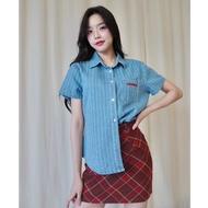 Acasey เสื้อเชิ้ตผู้หญิง ผ้ายีนส์ แต่งกระเป๋าปัก JARINYA เนื้อผ้าดีมาก ทรงน่ารัก