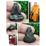 Phra Pidta 比打
Lp Dam 龙婆丹

Wat Mai Napparam

佛历BE 2539

Nur nawa