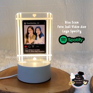 Lampu Tidur Custom Foto dan Ucapan Bisa SCAN Spotify dan SCAN Foto Jadi Video 3 Varian Warna Lampu P