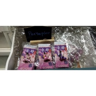 fuchiko Onsen Holding A Fan