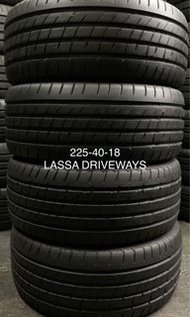 225-40-18 LASSA DRIVEWAYS 一套 包裝戥