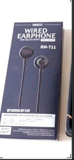 父親節精選禮品  Remax  wired earphone for calls & music  Remax Original 高品質有線通話音樂耳機  3.5 mm插頭 全新原盒包裝未用過